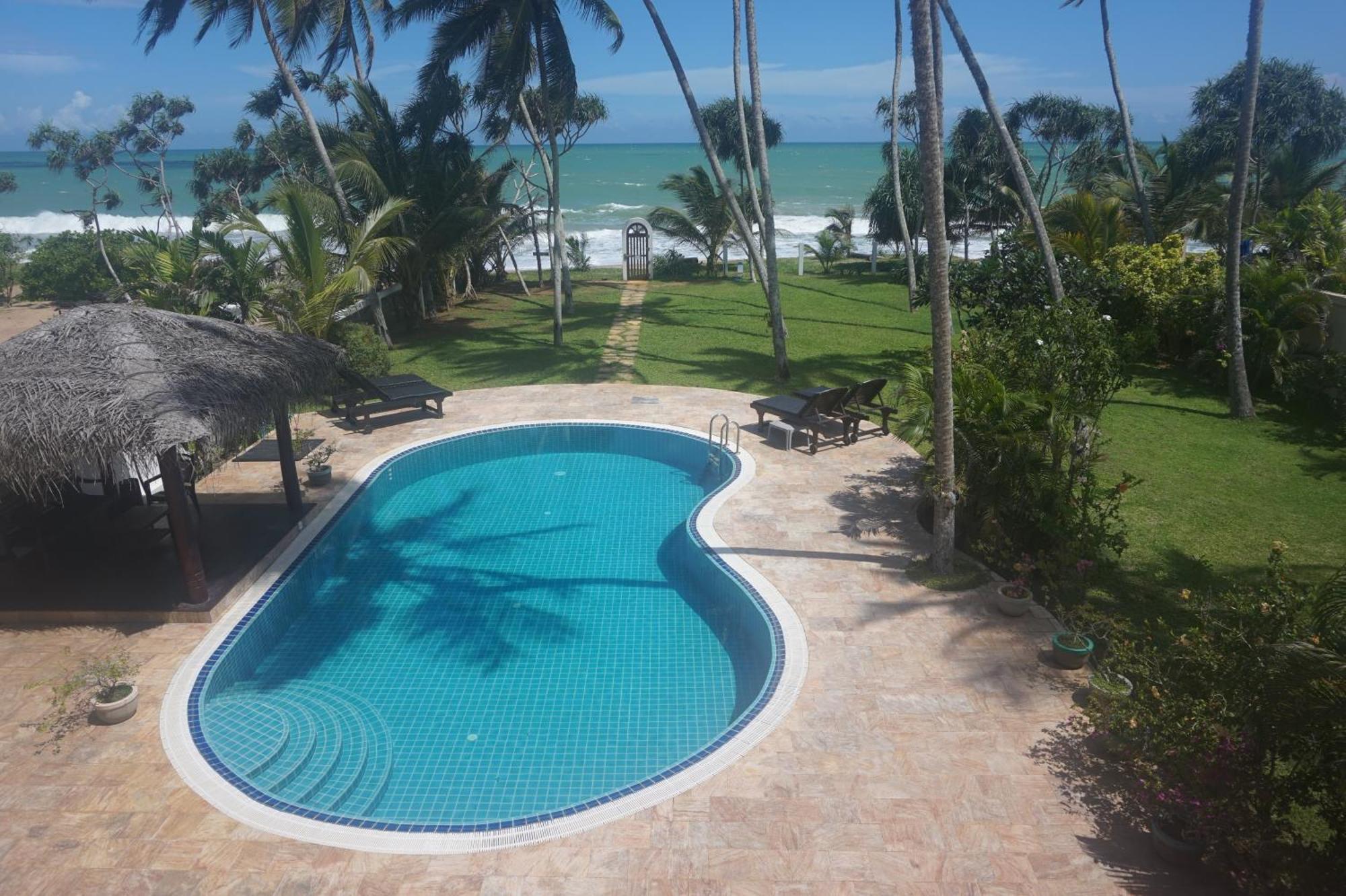 Lanka Beach Grand Villa Rekawa Ngoại thất bức ảnh