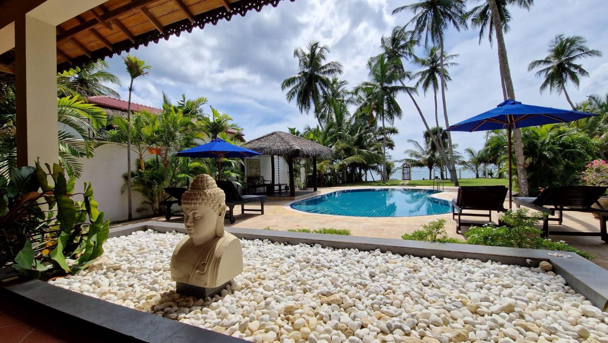 Lanka Beach Grand Villa Rekawa Ngoại thất bức ảnh